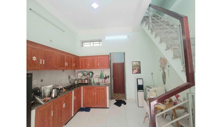 Bán Nhà Hẻm Xe Hơi 3 Tầng 53m2_4.2x12.5 Chỉ 3.4 tỷ Ngô Chí Quốc Bình Chiểu Thủ Đức Giá Tốt